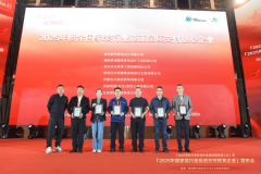 市场遍及存正在的低质低价圈套、环保不达标、